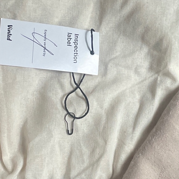 Authentic Louis Vuitton vintage scarf - Picture 13 of 15